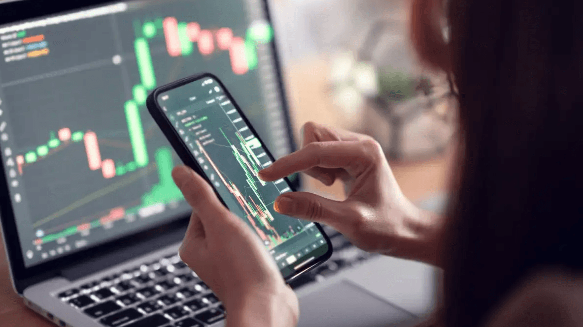 masterquant-launches-next-generation-mobile-app-for-ai-powered-crypto-trading